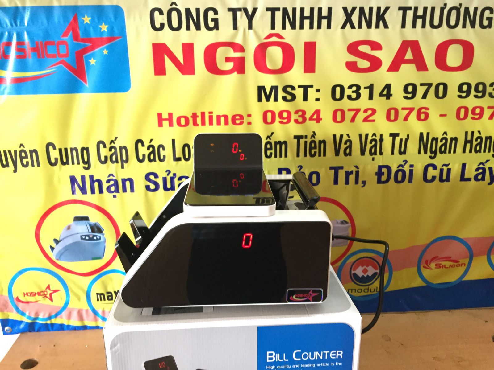 MÁY ĐẾM TIỀN HOSHICO S2021