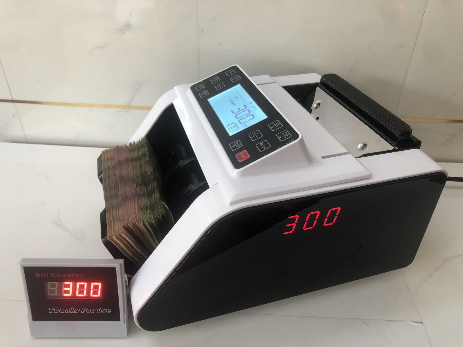 Máy đếm tiền Hoshico 5600 Pro