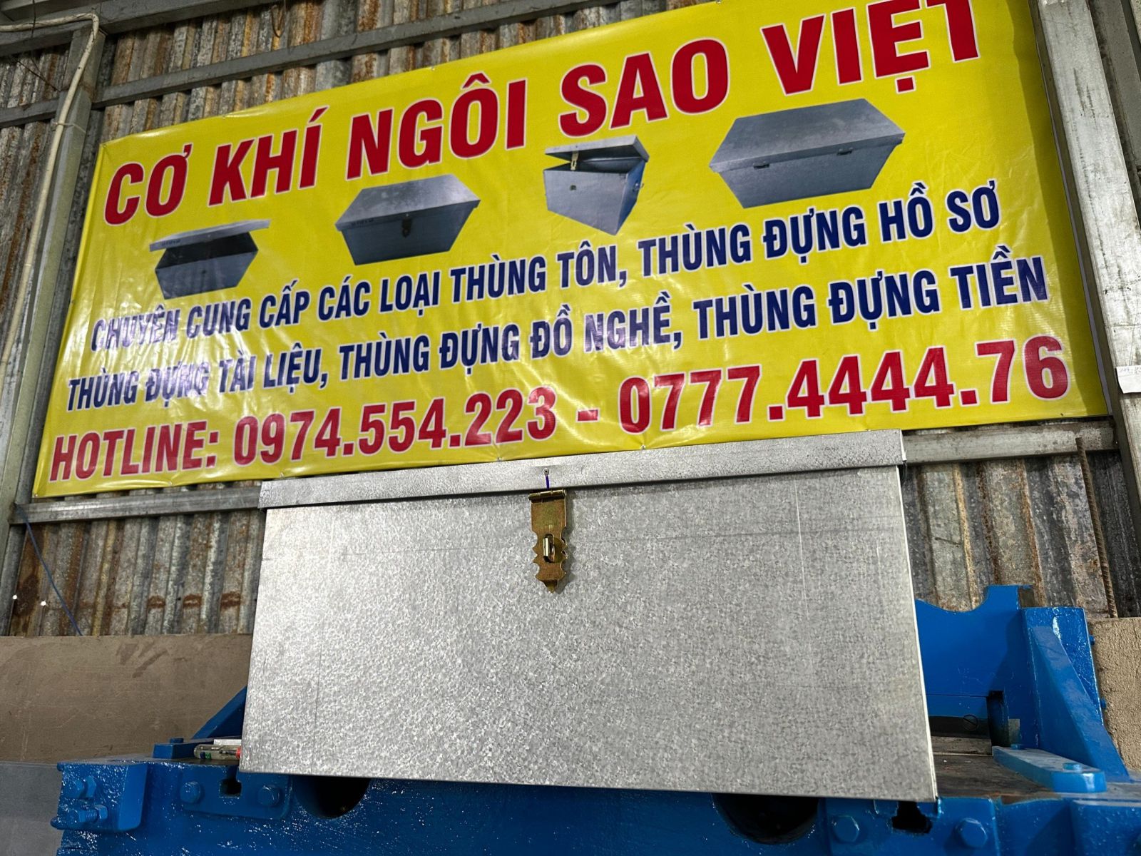 ngoi sao viet xuong san xuat thung ton gia re tai tp.hcm